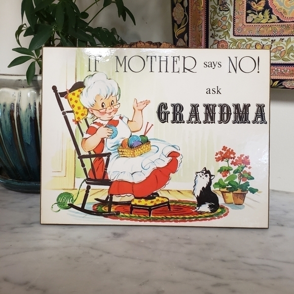 VINTAGE Kitschy Wall Plaque Art "If Mother Says No Ask Grandma" Kitty Cat 1976. - Picture 1 of 7